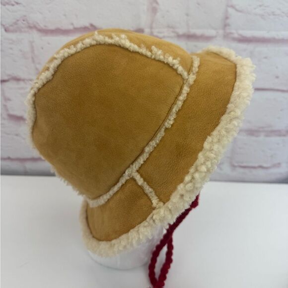 Gucci Shearling Camel Pom Pom Knit Bucket Winter Hat NWT main image 8